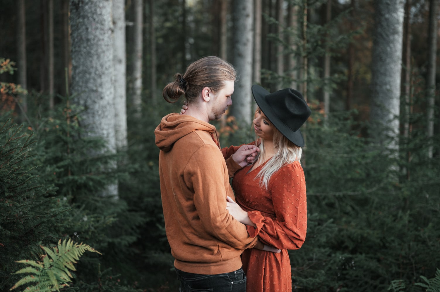 Séance photo couple à la montagne