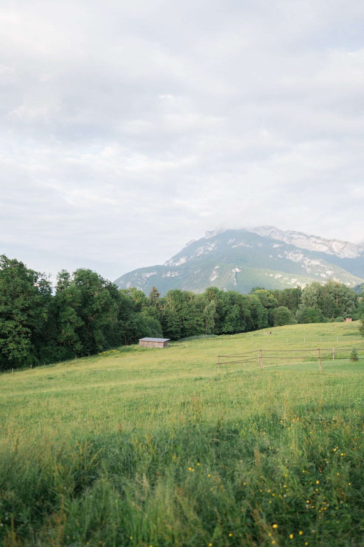 Montagne Château de Saint Sixt