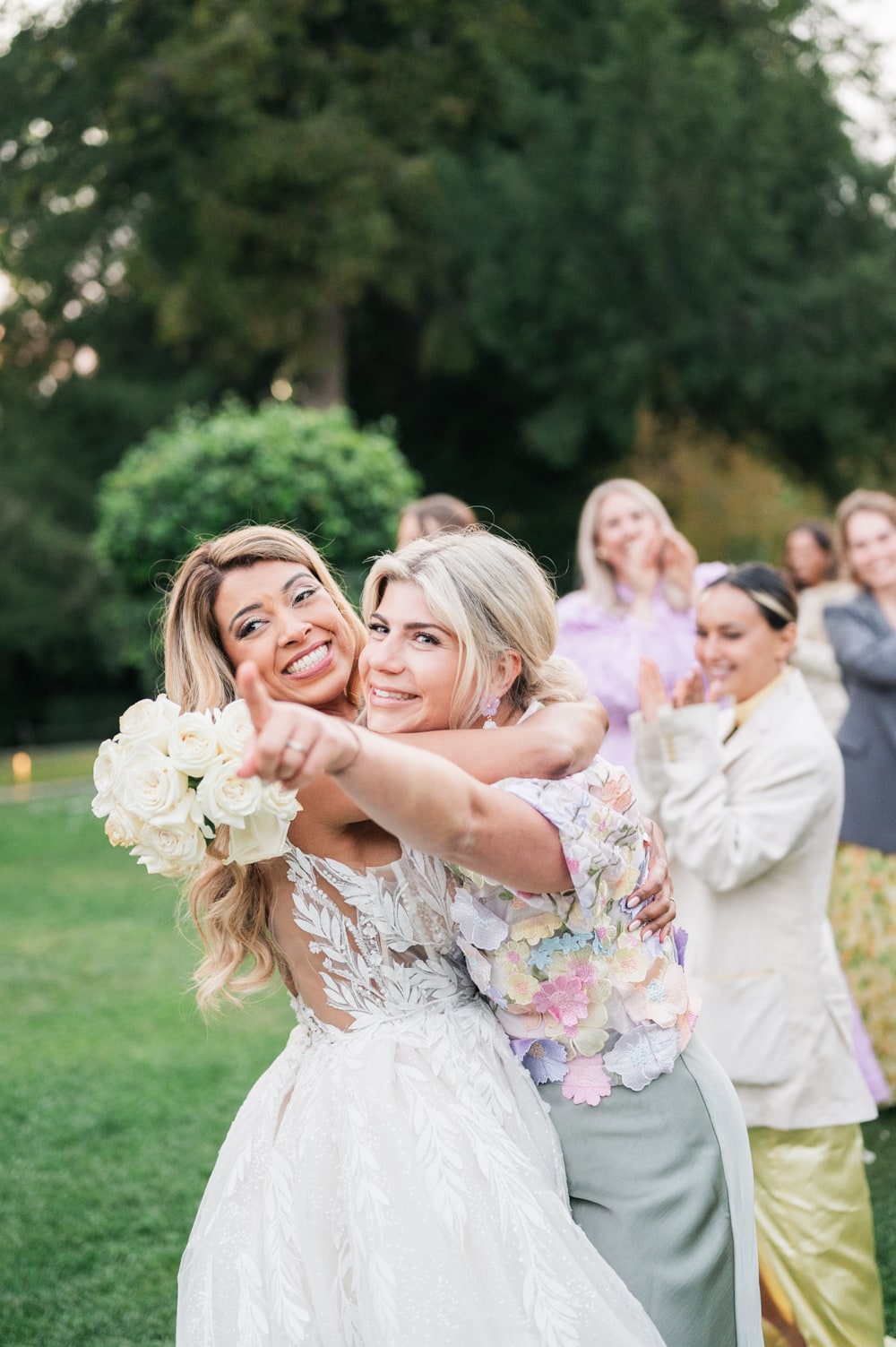 lancé de bouquet mariage château des 3 Fontaines